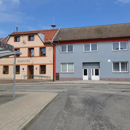 Rekreacni Domek U Kromerize Litencice